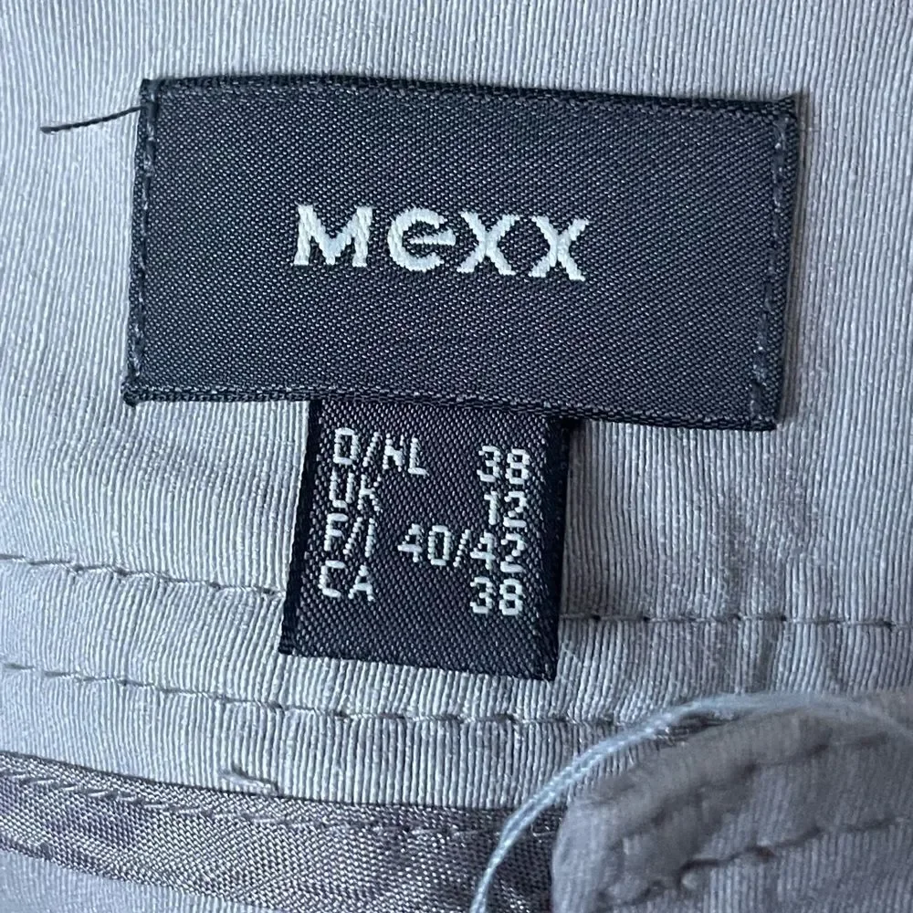 Mexx Cream Colored Wide Leg Khaki/Nylon Pants (Size: 28)